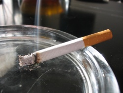 Item-cigarette 250px-Cigarette.jpg