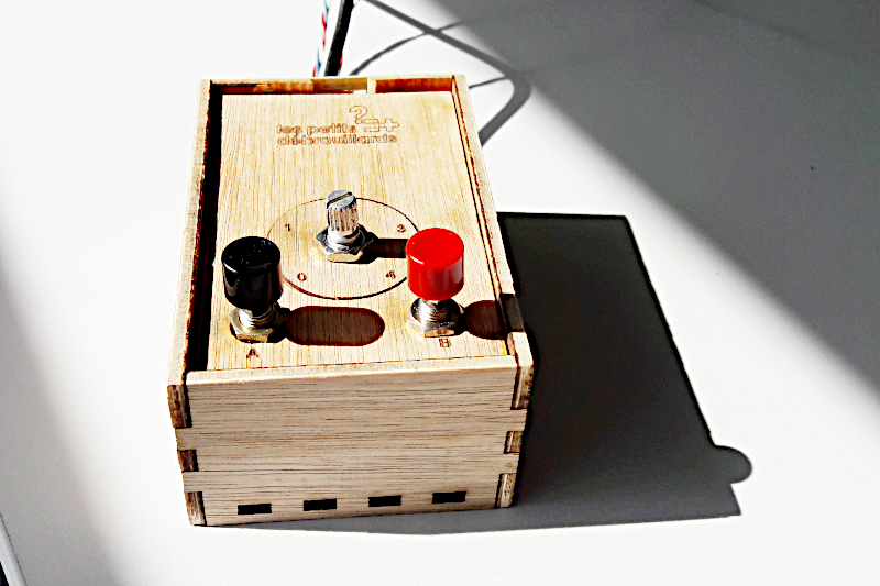 Le DebrouilloKit - Multipliez les exp riences DBK Cmd Ph.png