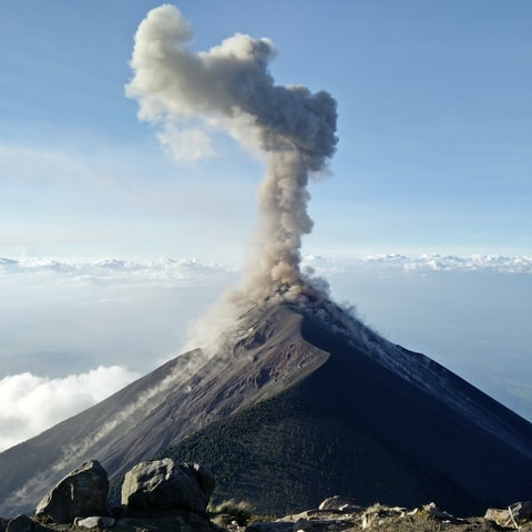 Group-Volcanisme gary-saldana-guatemala.jpg