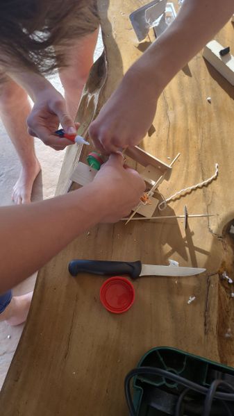 Fichier:Cr ation d une voiture propulsion lastique 1682972843457.jpg