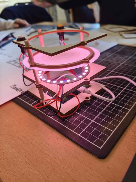 Fichier:Item-POCL Light EM IMG 20251015 153044.jpg