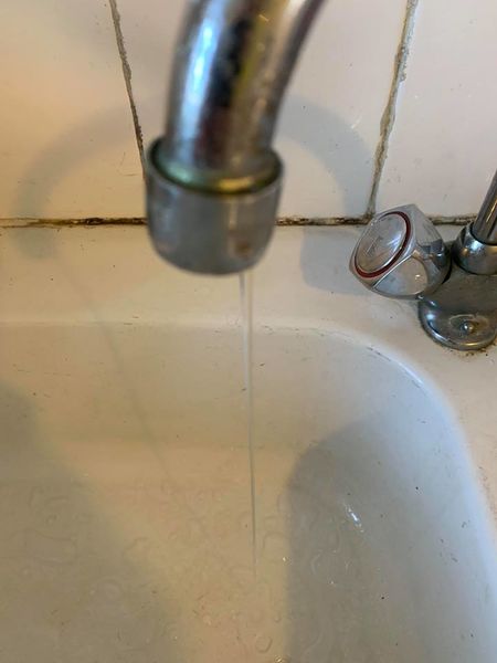 Fichier:Eau électrostatique 52887043 380307316085296 3301906196432158720 n.jpg