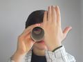 Pourquoi ne voit-on pas double avec nos deux yeux trou main.jpg