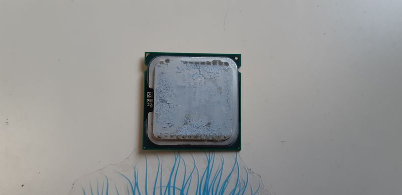 Assemblage d un ordinateur fixe 82962485 185101245942348 4504318355787743232 n.jpg