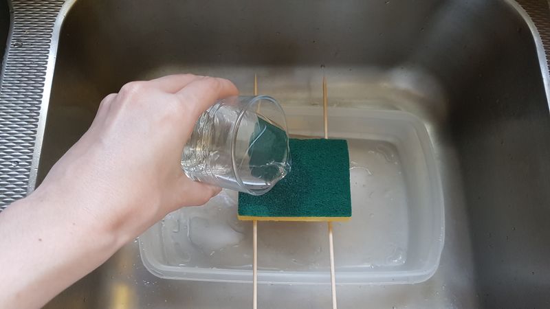 Eponge contre inondation tape 2-4.jpg