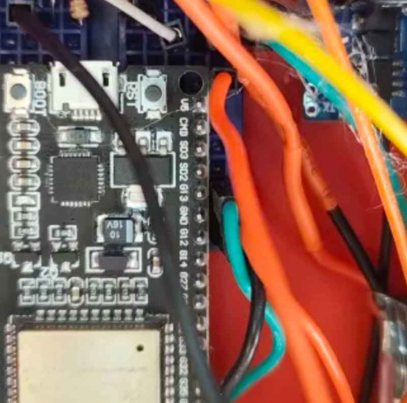 DETECTEUR EMF CHASSE DE FANTOME image 2026-02-06 154228921.png