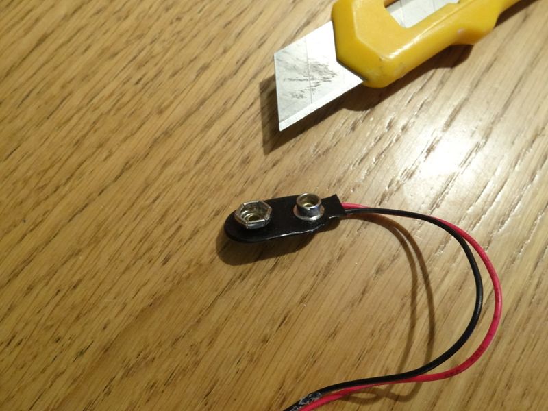 Fabriquer un sapin clignotant 2512 sapin cligno05.JPG