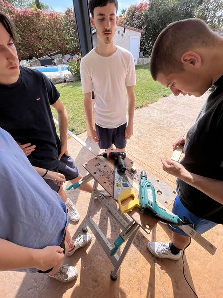 Fichier:Cr ation d une voiture propulsion lastique 1682972668326.jpg